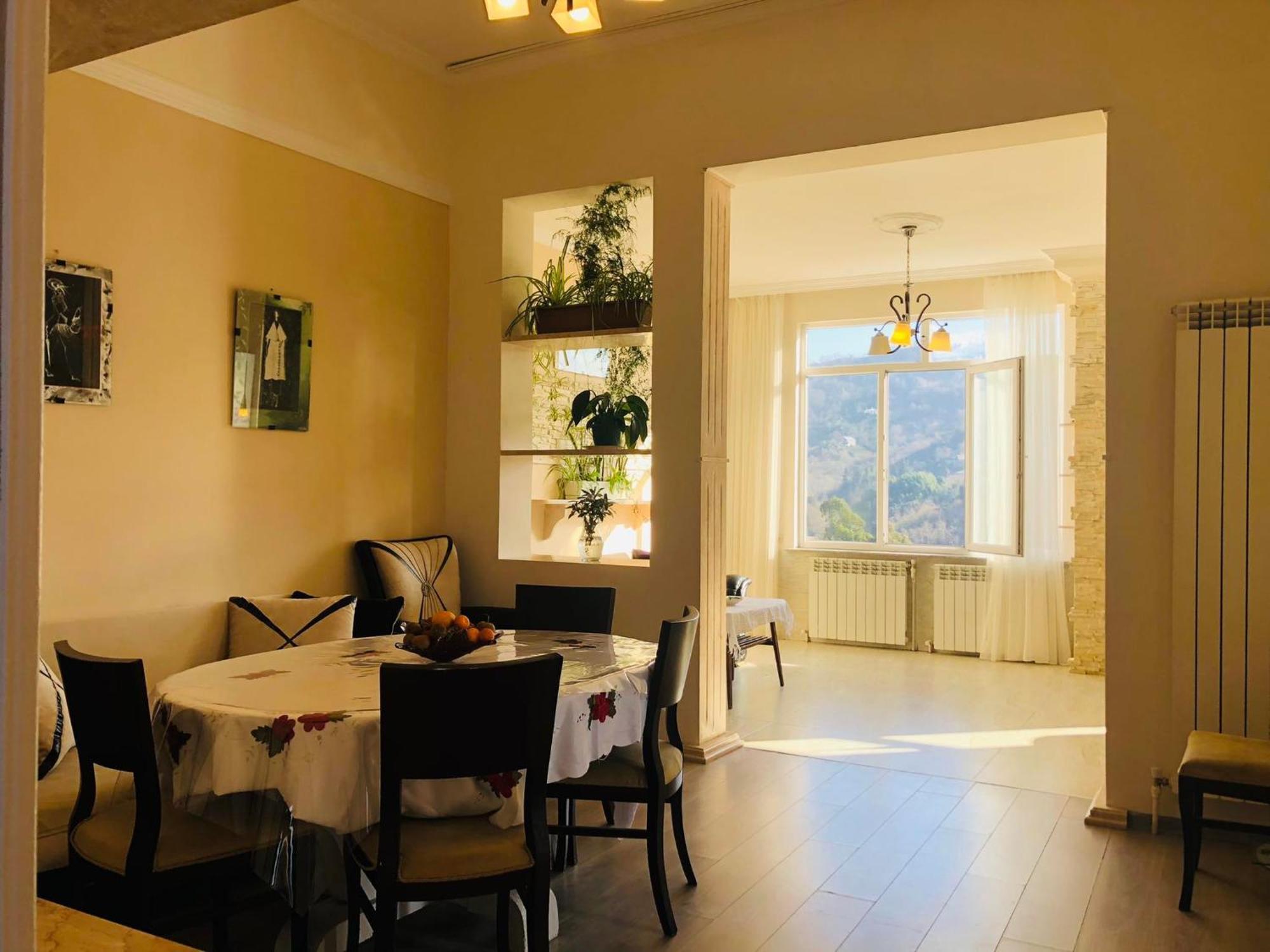 Bis-A Guesthouse Махінджаурі Екстер'єр фото